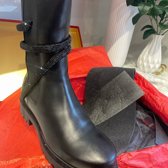 René Caovilla
Cleo wrapped around crystal-embellished boots size 39 - Picture 3 of 10